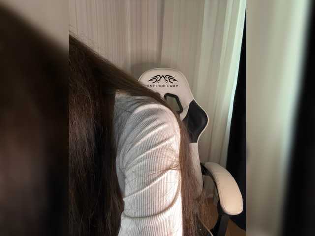 Plutonyashka live cam on BongaCams
