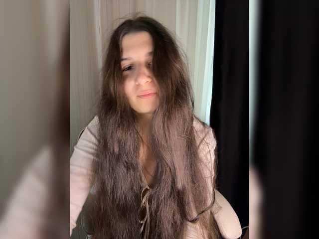 Plutonyashka live cam on BongaCams