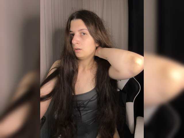 Plutonyashka live cam on BongaCams