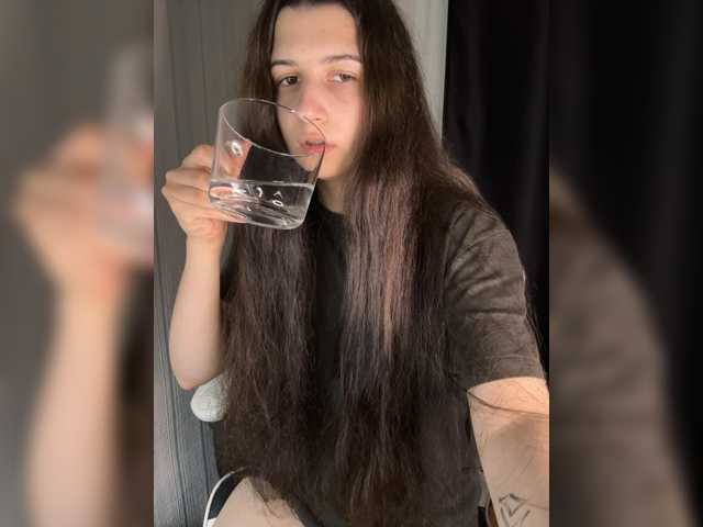Plutonyashka live cam on BongaCams