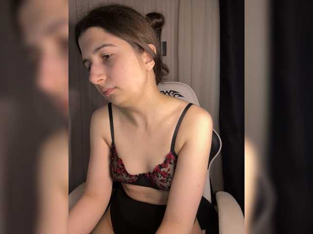 Plutonyashka live cam on BongaCams