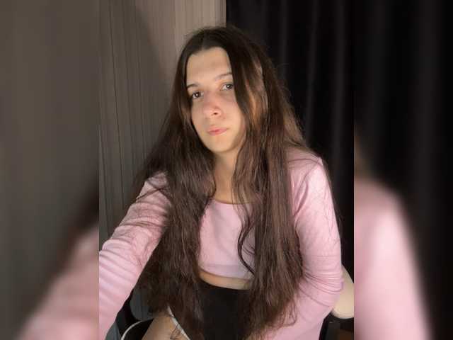 Plutonyashka live cam on BongaCams