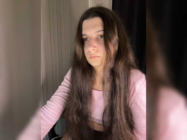 Plutonyashka live cam on BongaCams