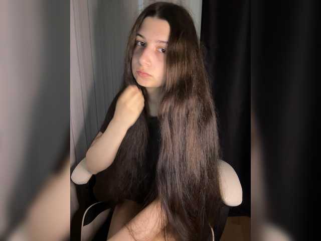Plutonyashka live cam on BongaCams
