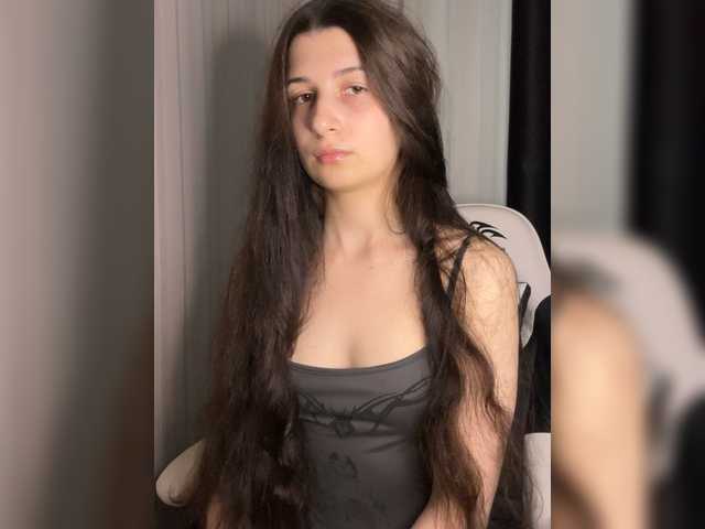 Plutonyashka live cam on BongaCams