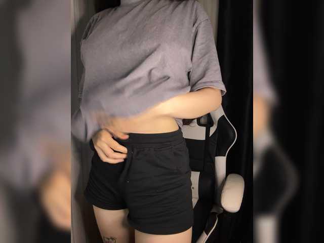 Plutonyashka live cam on BongaCams