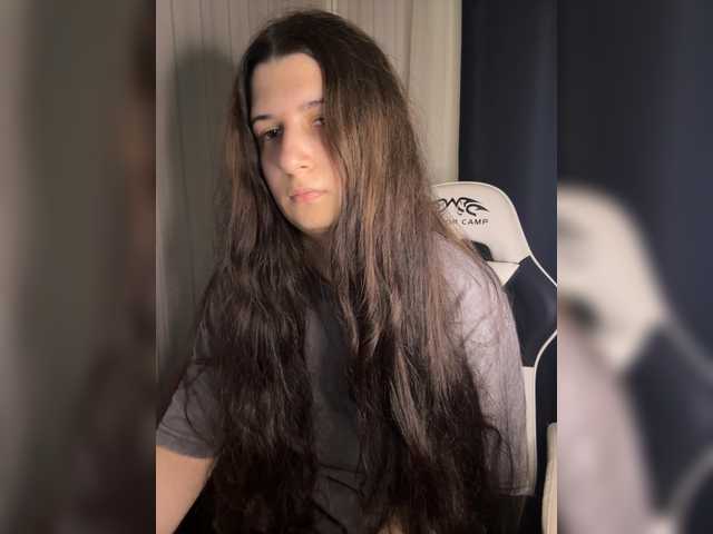 Plutonyashka live cam on BongaCams