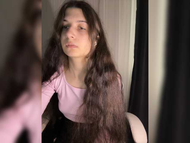 Plutonyashka live cam on BongaCams