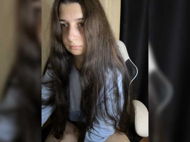 Plutonyashka live cam on BongaCams