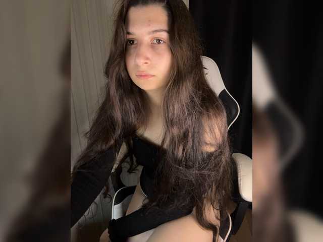 Plutonyashka live cam on BongaCams