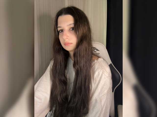 Plutonyashka live cam on BongaCams