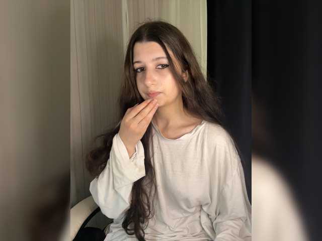 Plutonyashka live cam on BongaCams