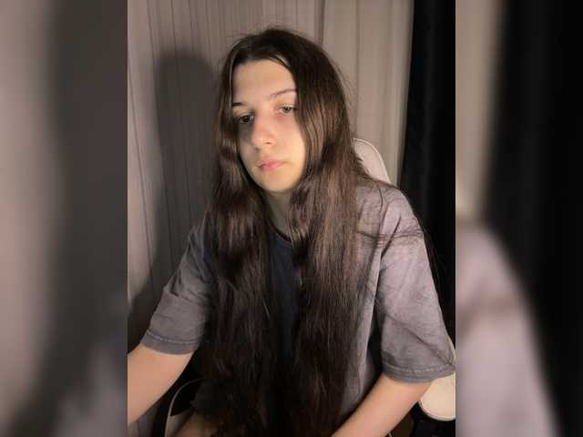Plutonyashka live cam on BongaCams