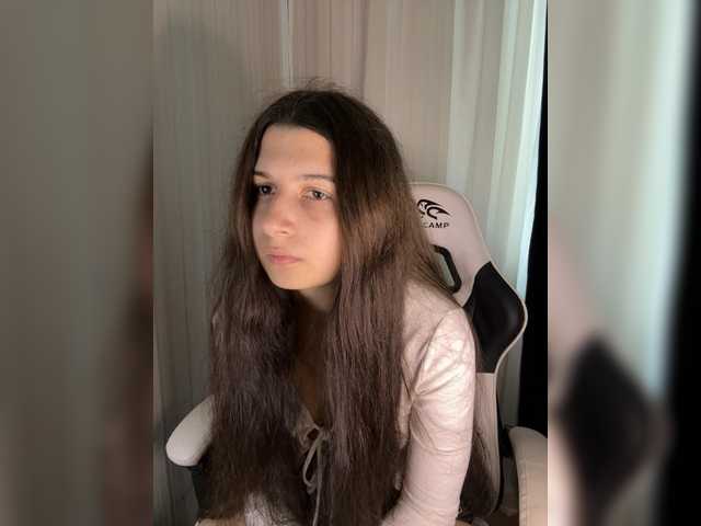Plutonyashka live cam on BongaCams