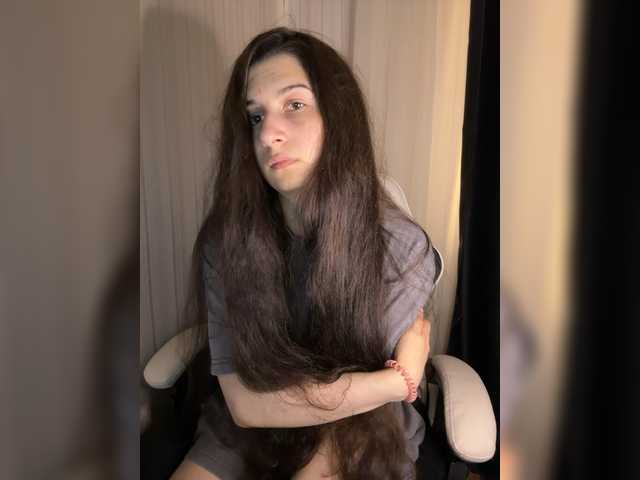 Plutonyashka live cam on BongaCams