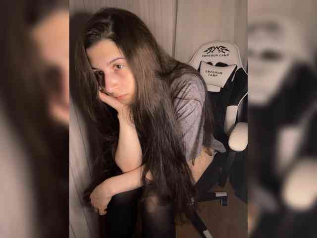 Plutonyashka webcam