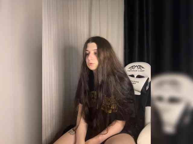 Plutonyashka webcam