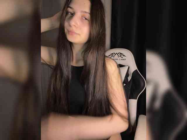 Plutonyashka webcam