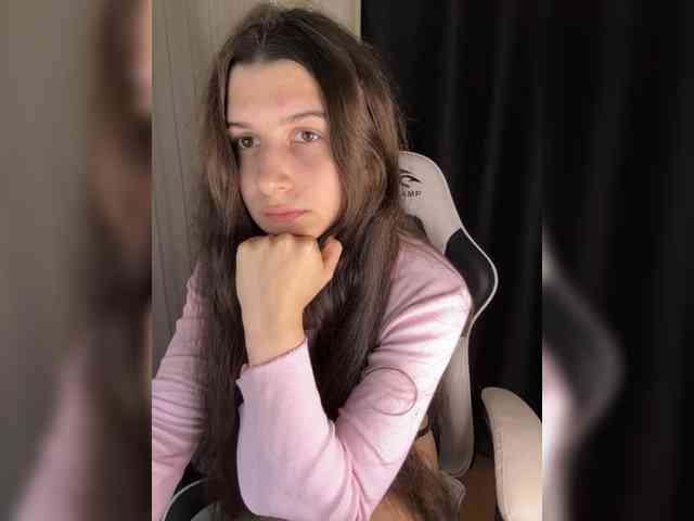 Plutonyashka webcam