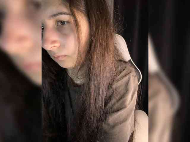 Plutonyashka webcam