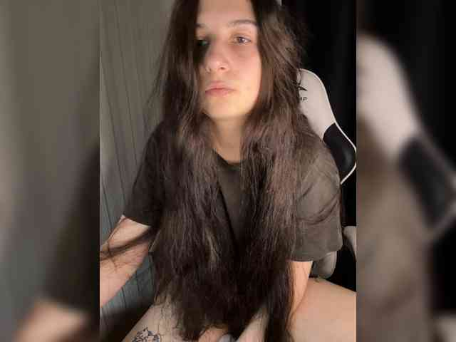 Plutonyashka webcam