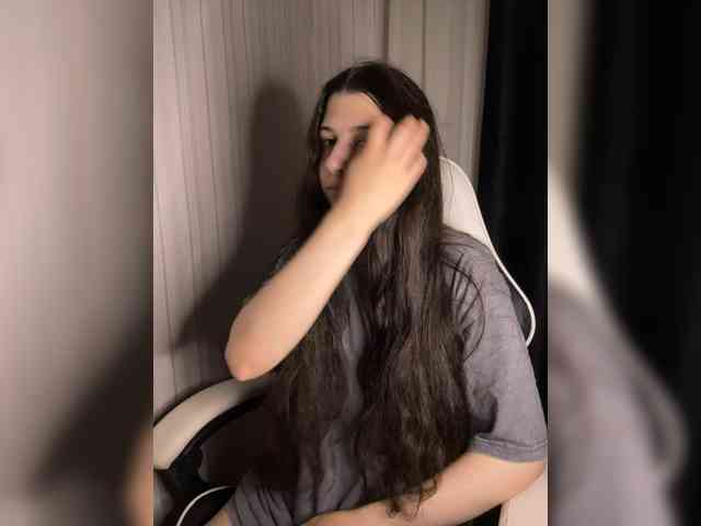 Plutonyashka webcam