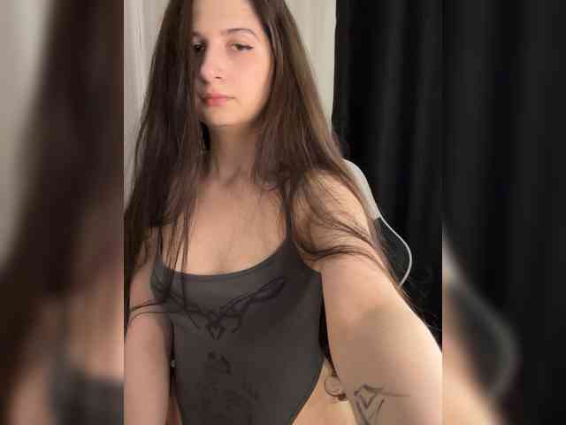 Plutonyashka webcam