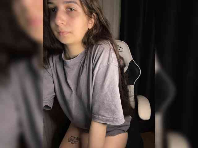Plutonyashka webcam