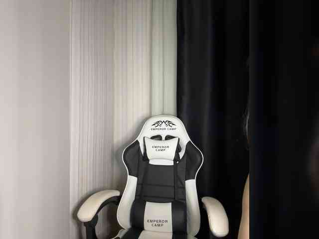 Plutonyashka webcam