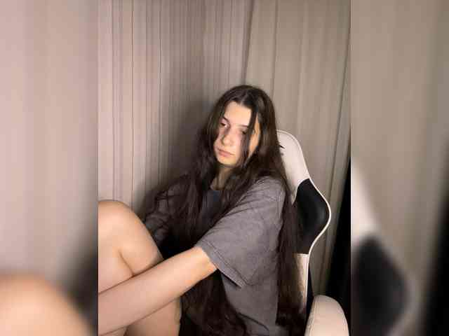 Plutonyashka webcam