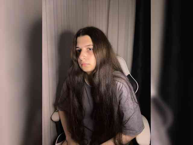 Plutonyashka webcam