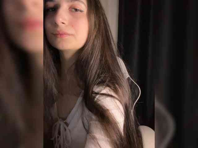 Plutonyashka webcam