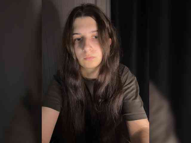 Plutonyashka webcam