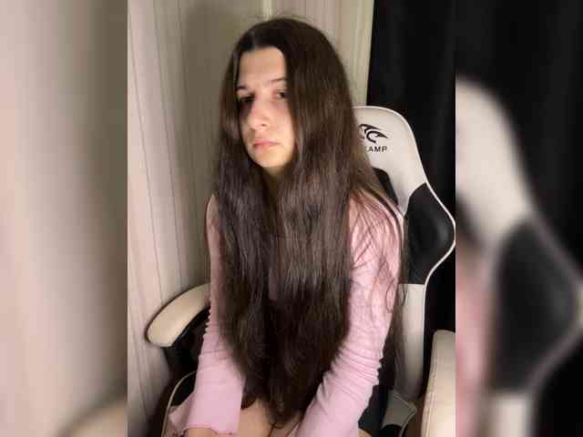 Plutonyashka webcam