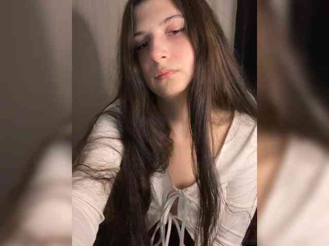 Plutonyashka webcam