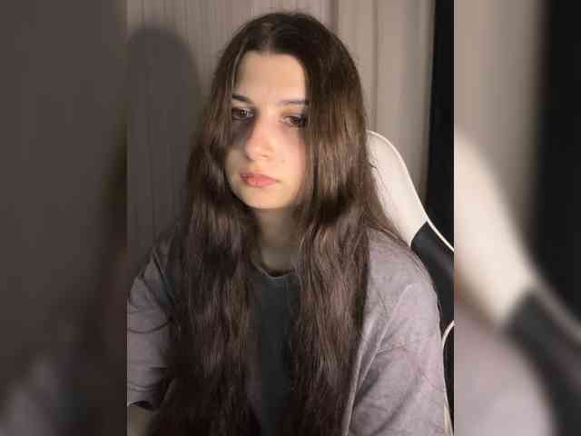 Plutonyashka webcam