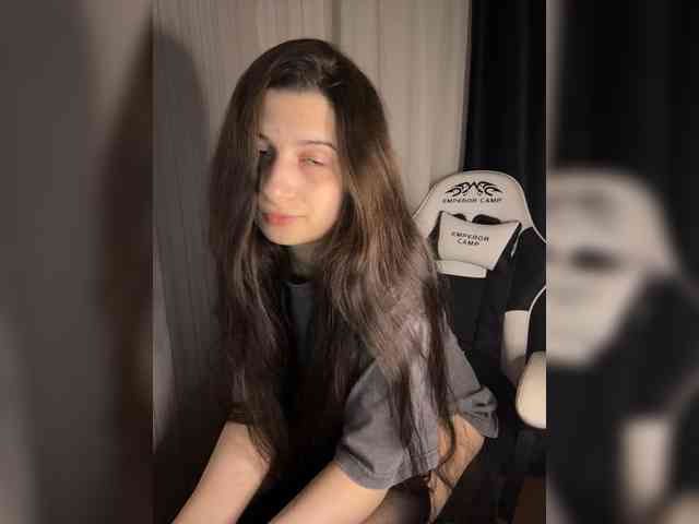 Plutonyashka webcam