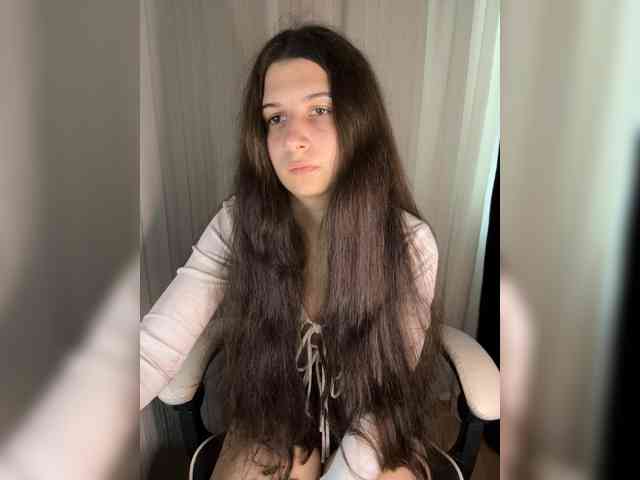 Plutonyashka webcam