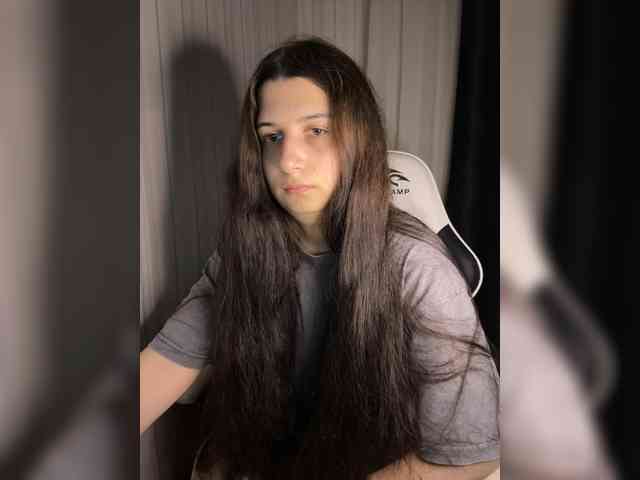 Plutonyashka webcam