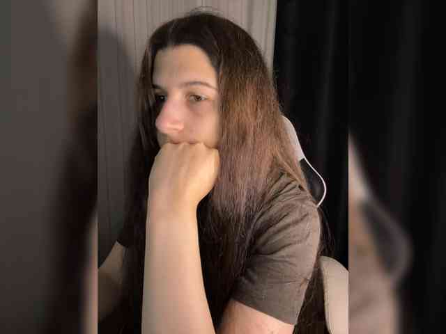 Plutonyashka webcam