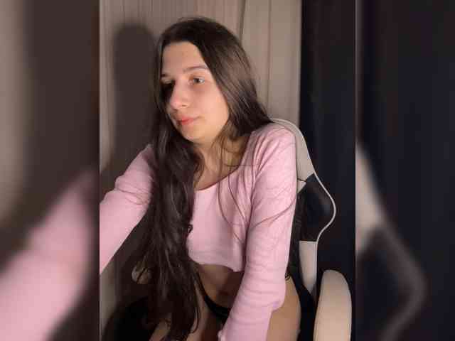 Plutonyashka webcam