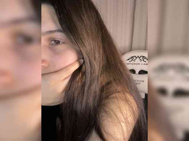 Plutonyashka webcam