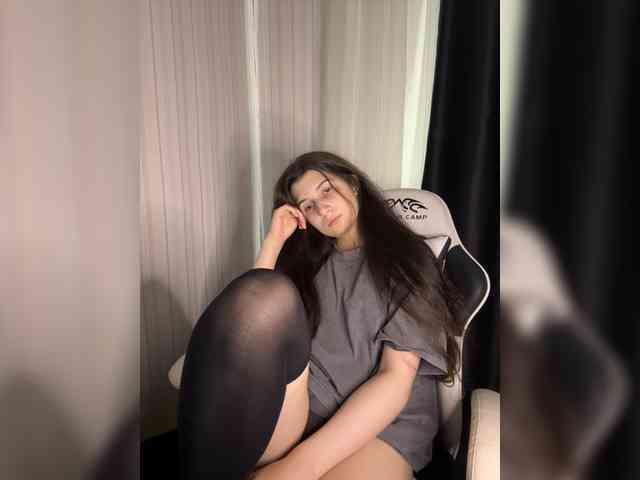 Plutonyashka webcam