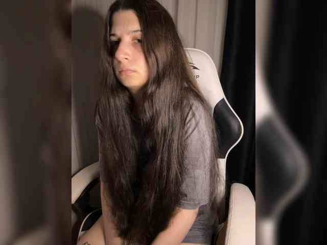 Plutonyashka webcam