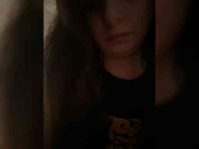 Modelo: Plutonyashka