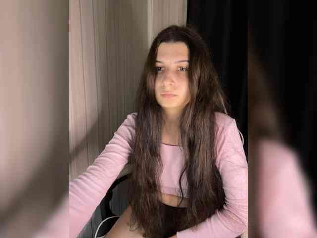 Plutonyashka webcam