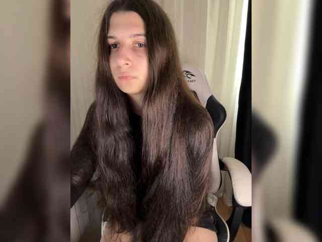 Plutonyashka webcam