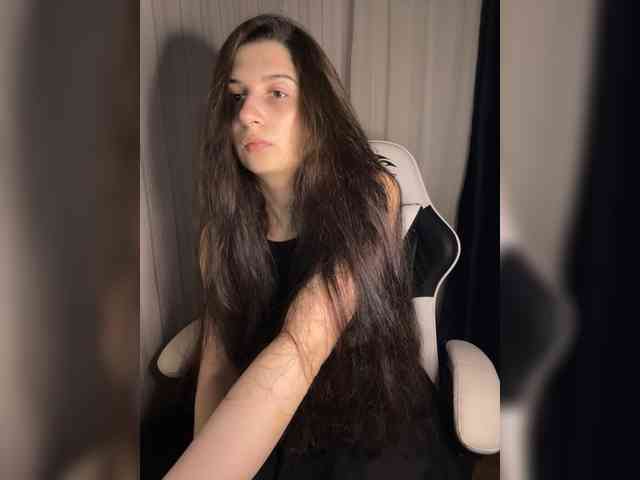 Plutonyashka webcam