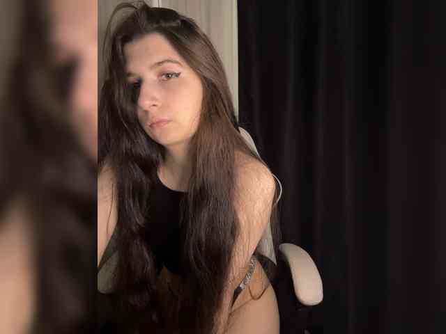 Plutonyashka webcam