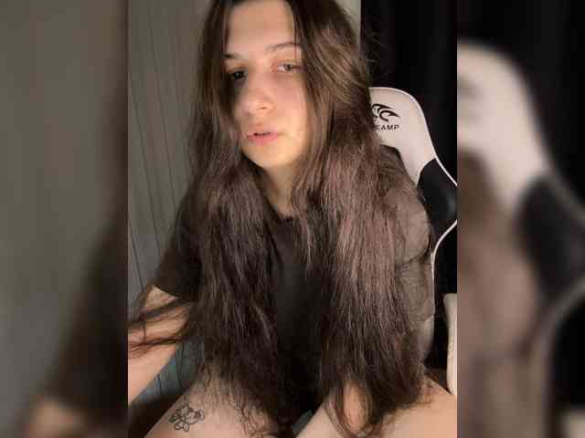 Plutonyashka webcam